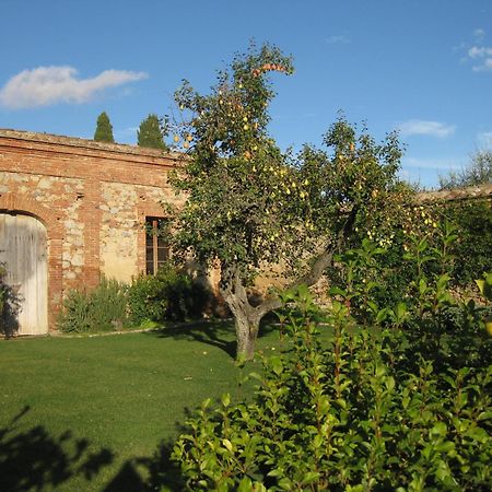 Fattoria Monastero Sant'Anna In Camprena Βίλα Πιέντσα Εξωτερικό φωτογραφία